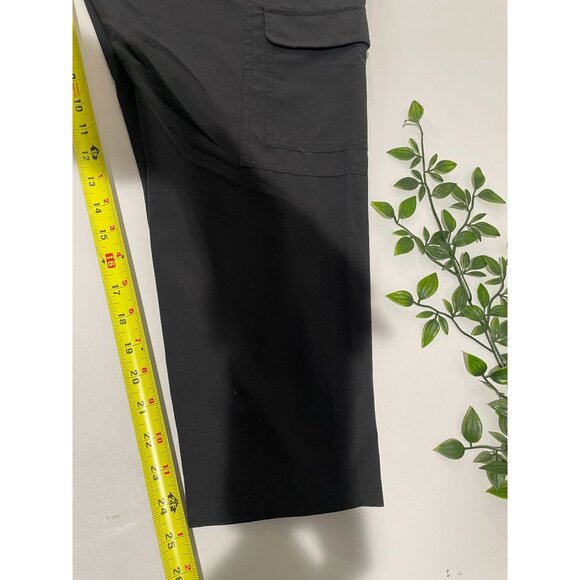 Athleta Black Stretch Cargo Pants Size 14P With Zipper Pockets - Picture 14 of 15